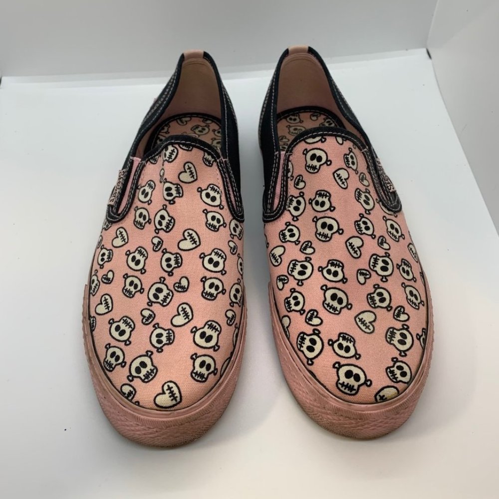 Skechers pink skull slip-on sneakers